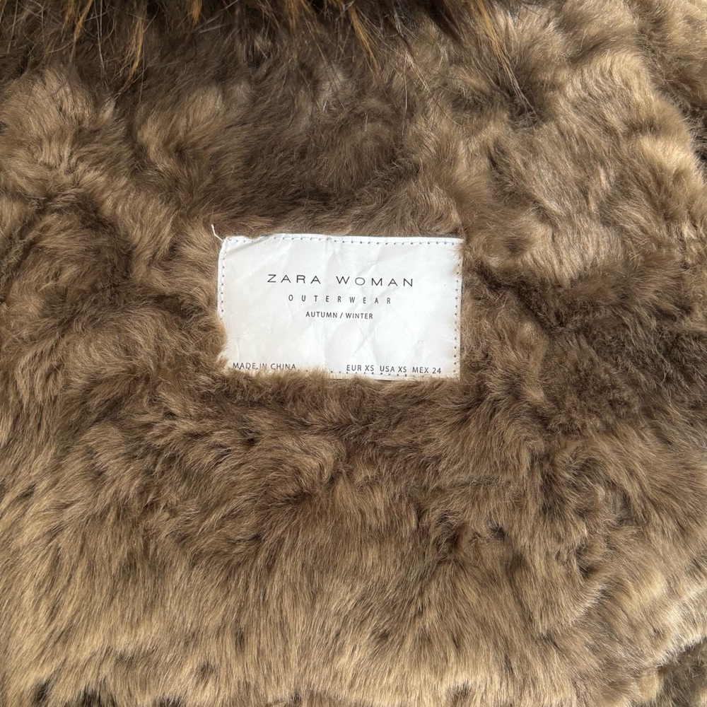 ZARA WOMAN Green Jacket with fur collar and lining - Picture 6 of 6